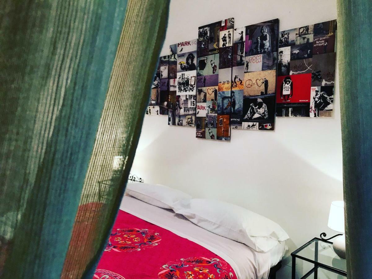Casa G&G Pignasecca 2 Nel Cuore Di Napoli מראה חיצוני תמונה