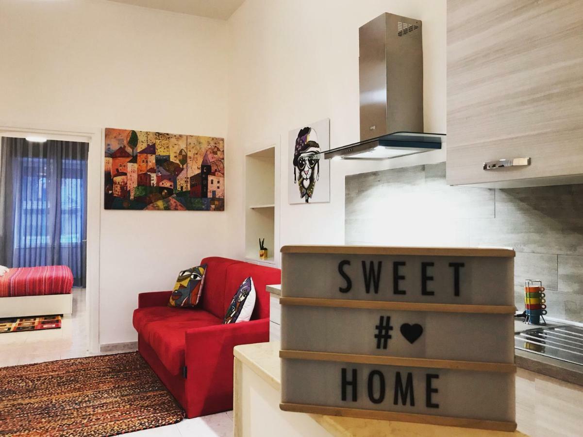 Casa G&G Pignasecca 2 Nel Cuore Di Napoli מראה חיצוני תמונה
