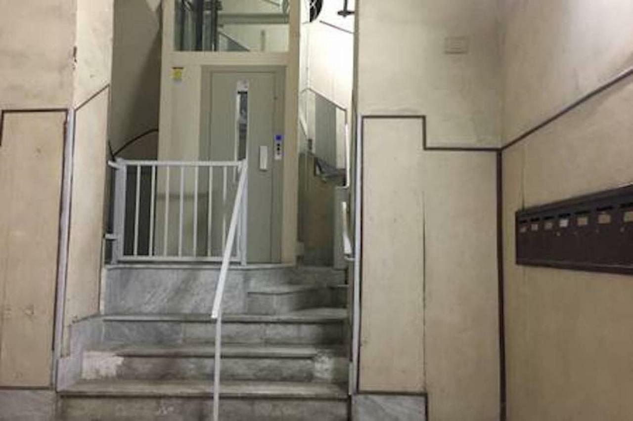Casa G&G Pignasecca 2 Nel Cuore Di Napoli מראה חיצוני תמונה